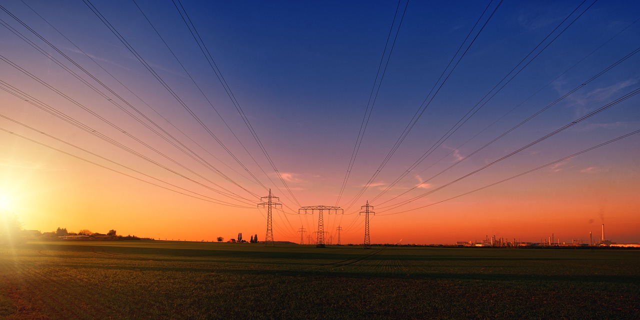 Calvin Doux donne vie à son entreprise d’électricité à Biscarrosse avec TGS France