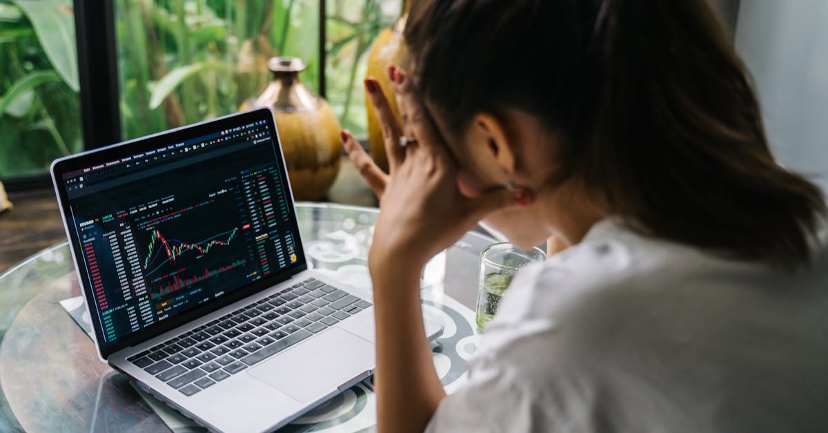 Étude de marché : Comment analyser les tendances pour mieux cibler votre audience